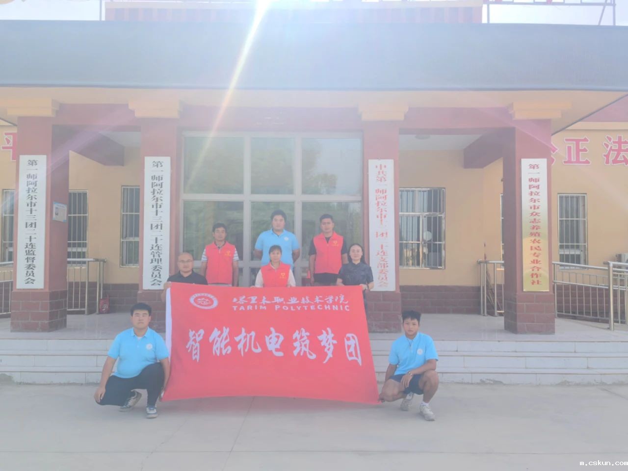 2305bf82034b68ff031a63ae00a20259.jpg 2305bf82034b68ff031a63ae00a20259.jpg